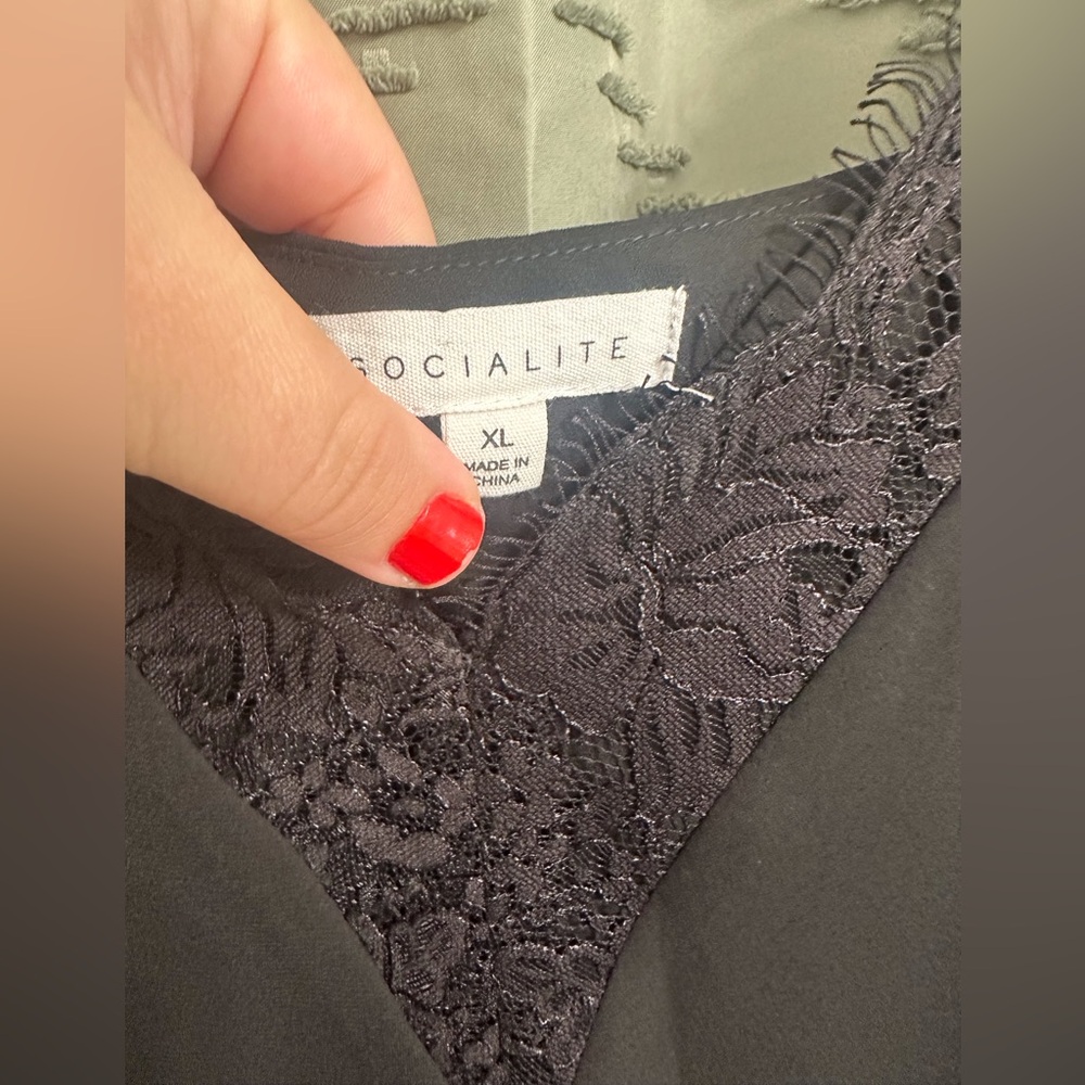 Socialite black lace tank top size XL - Picture 5 of 7